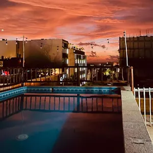 chingon-anarchy-roof.quintano-roohotels.com/