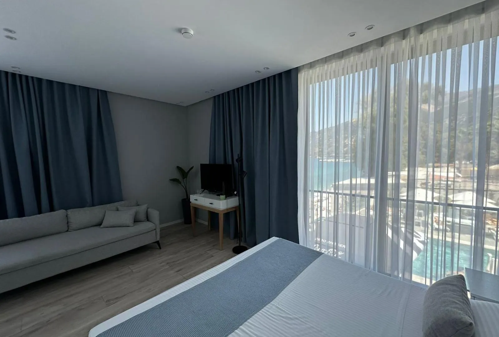 Dukes Albania Hotel Radhima Albánia